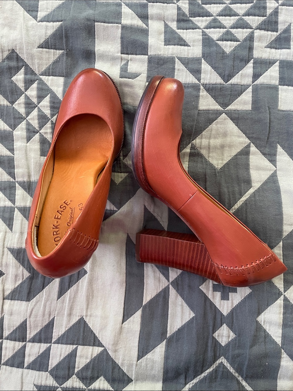 Kork Ease Simone heels, brown, like new